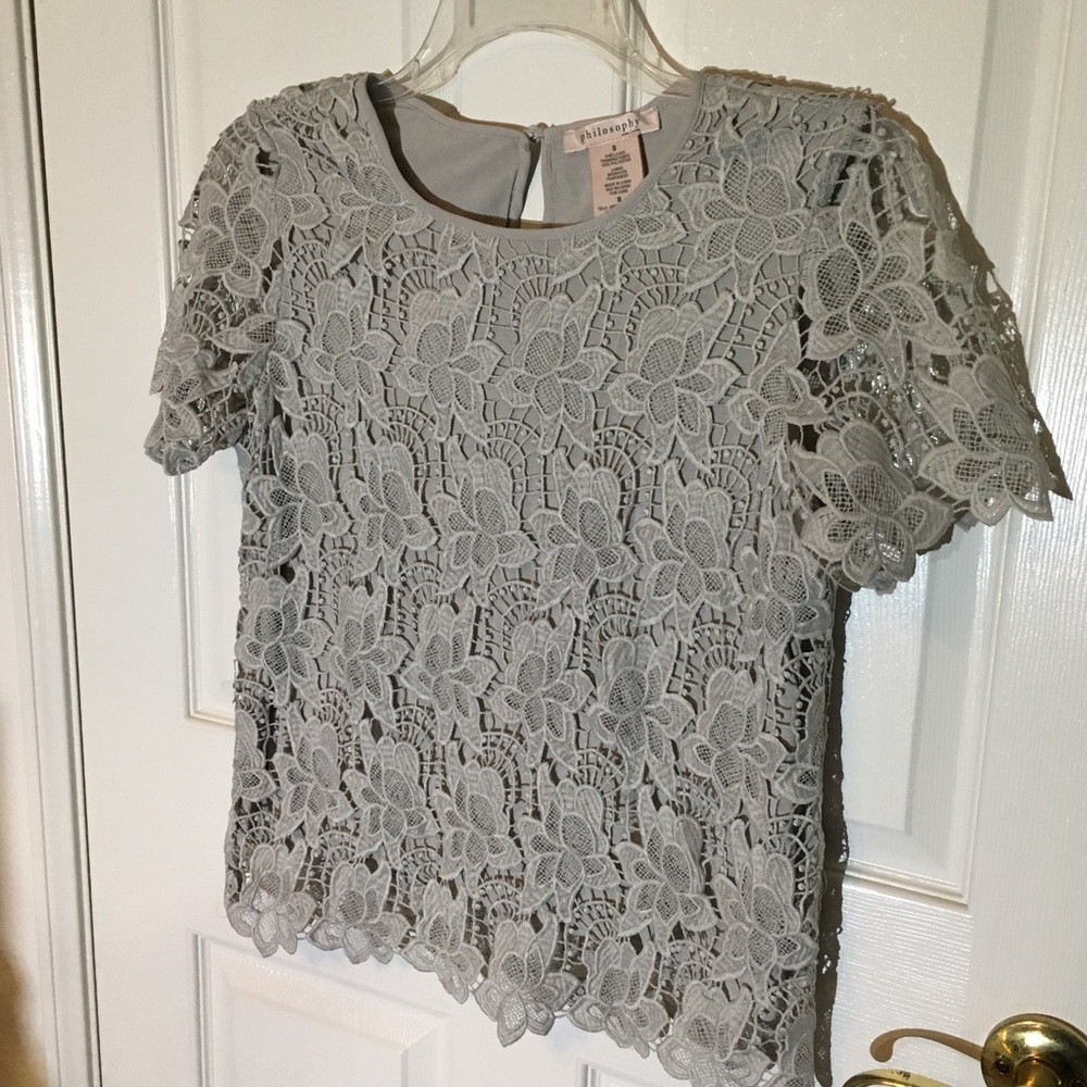 Philosophy Grey Tee Floral Lace Blouse Pastel Keyhole Career Casual Modest Sz S